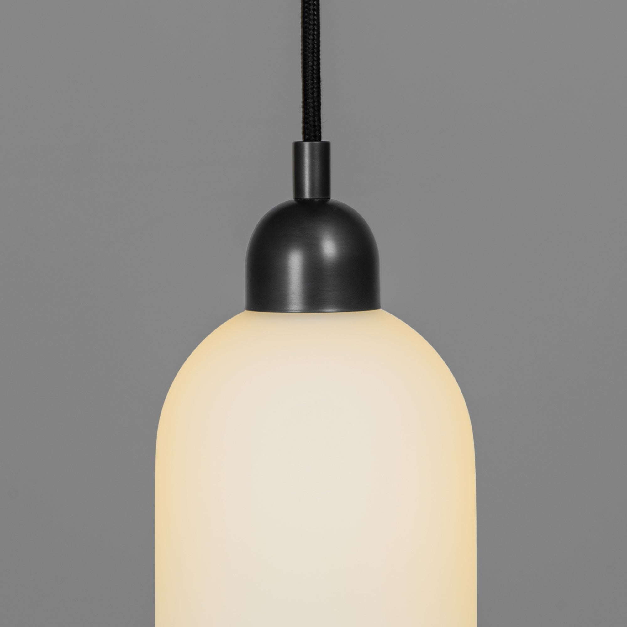 Schwung Odyssey Cluster 13 Black Gunmetal Chandelier